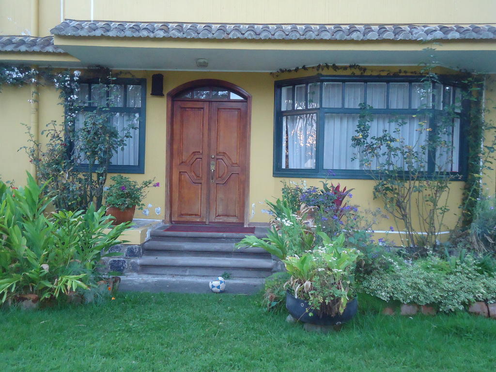 Hostal Saint Mary'S Tababela Exteriér fotografie